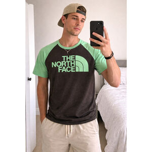 The North Face Raglan Logo Tee Brown Green Size Small
